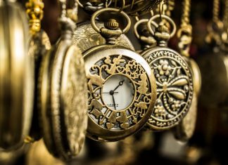 How to Clean Rusty Jewelry how to clean rusty jewelry
