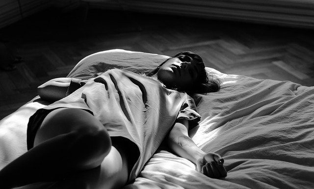 Sleep Paralysis: Causes and Symptoms