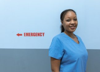 Benefits of Attending an Online Nursing Program as a Mom