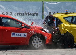 Common Mistakes That Cause Car Accidents