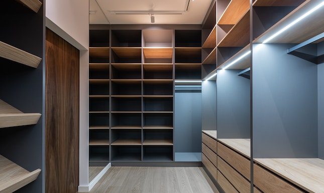 Maximizing Space and Style: Expert Advice on Finding the Perfect Wardrobe for Your Home