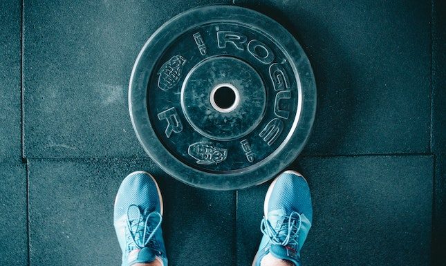 Decluttering Your Home Gym: Barbell Racking for Organization