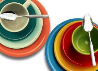 What Are the Features of the Best Handmade Plates?