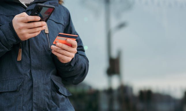 Understanding Regulations: Sending Money Online to Russia Safely and Legally