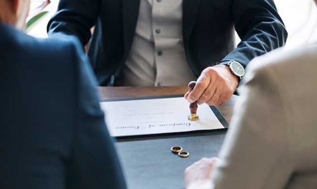 Is Your New Partner Moving in During the Divorce Process? You May Face These Problems