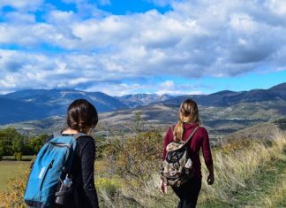 Keep Your Hair Healthy While Hiking: Essential Tips