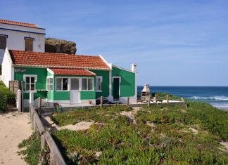 Buying a Home in Topsail Beach: What You Need to Know in 2025