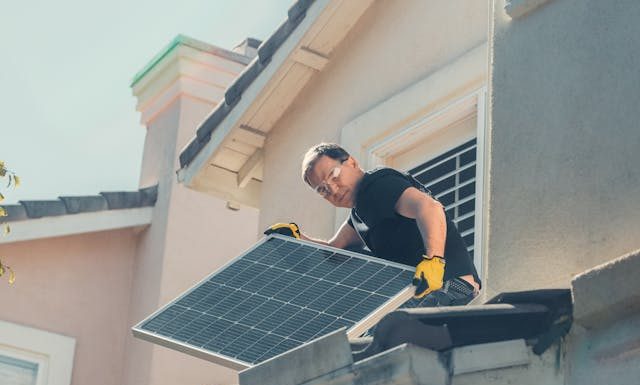 Installation and Maintenance Guide for Solar Gate Openers