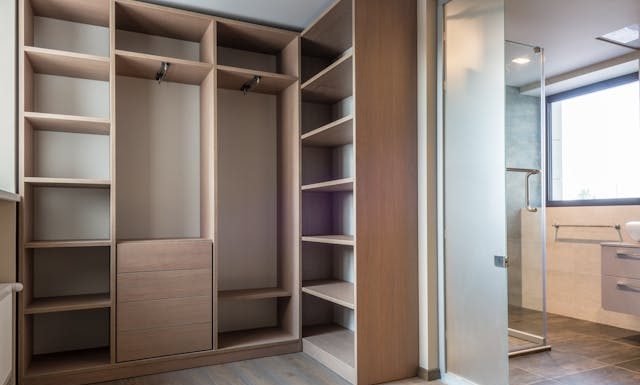 Budget-Friendly Walk-In Closet Makeover Tips and Tricks