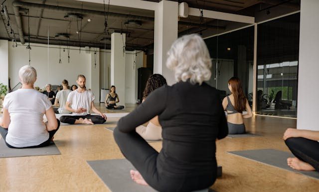 Maintaining Mental Wellbeing in Senior Years: Strategies for Families