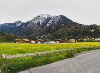 Mallorca Travel Guide: From Hidden Coves to Mountain Villages