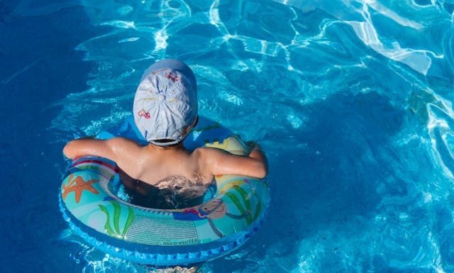 Essential Pool Safety Tips for Families With Young Children