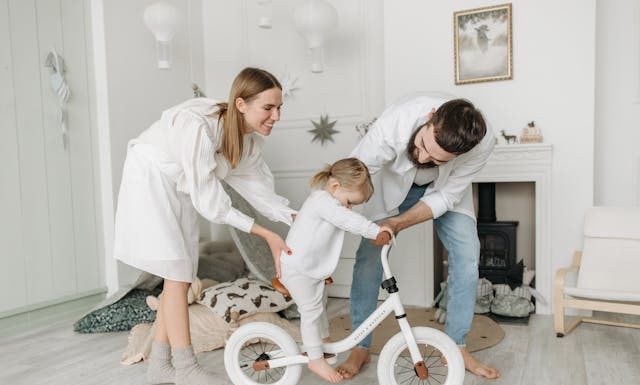 How to Balance Parenting Work and Home Maintenance Without Burning Out