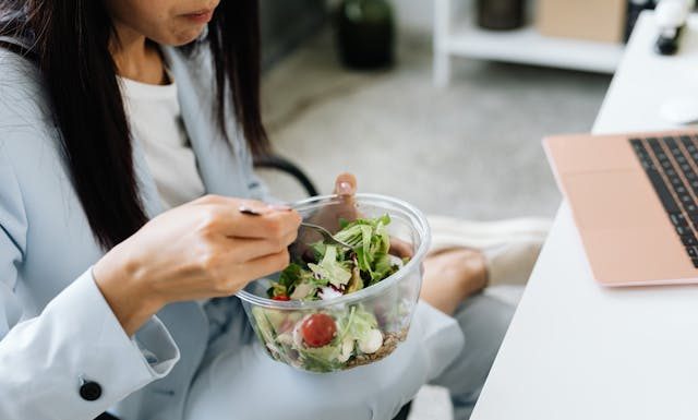 How Lifestyle and Nutrition Affect Abdominal Contouring Results