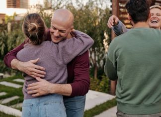 How to Create Meaningful Reunions Without the Pressure