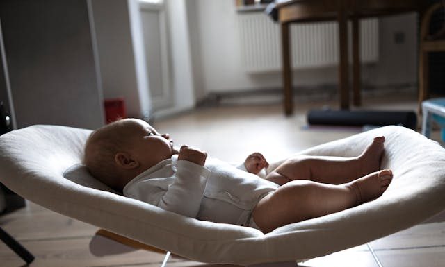 Maydolly Newborn Rocking Bassinet: The Perfect Comfort and Safety Choice for Newborn Sleep