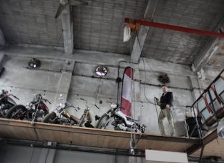 What to Consider When Transporting a Motorcycle Safely