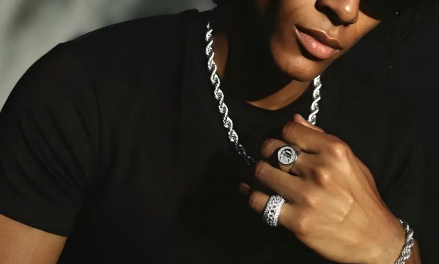 The Ultimate Guide to Iced Out Chains: How to Choose