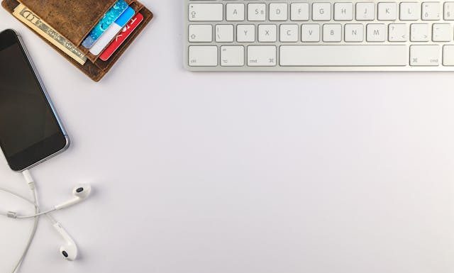 How to Choose the Right Money Transfer Method for Your Family