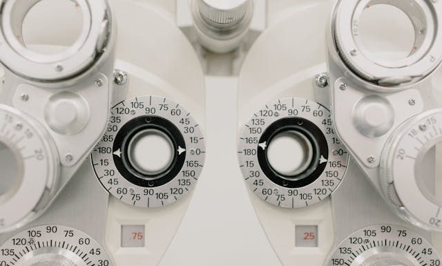 What Tests Do Ophthalmologists Perform? 6 Eye Exams Explained for Patients