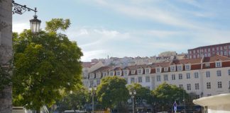 How Buying Property in Portugal as an American Can Enhance Your Investment Portfolio
