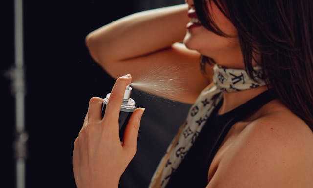 Understand What Makes Date Women Perfume The Perfect Scent For Every Romantic Evening