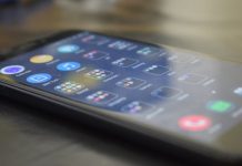 OPPO Reno15 5G: Framing Every Squad Member