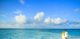 Beach Vacation on a Budget: How to Find Great Hotel Deals and Travel Smarter